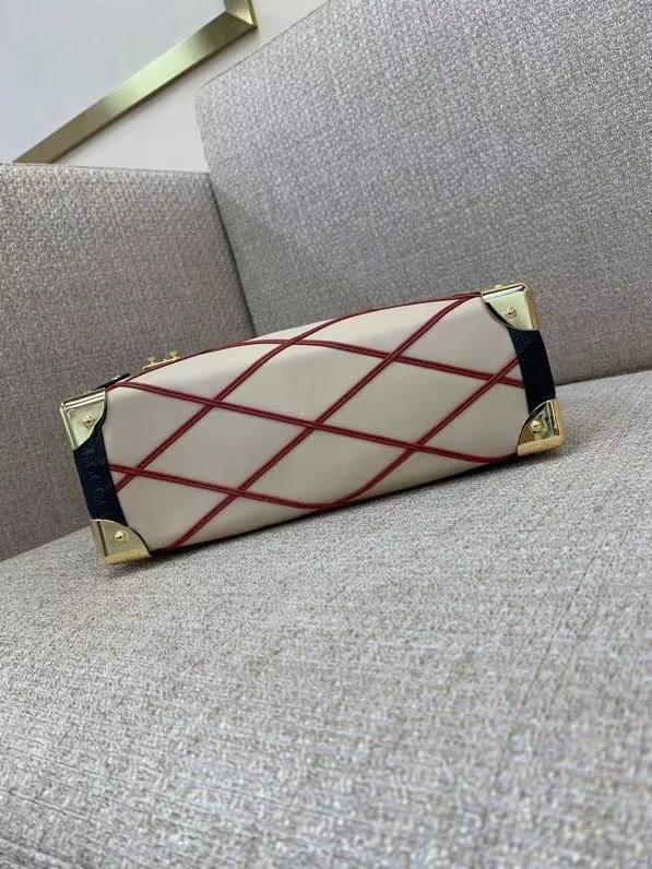 LOUIS VUITTON M24403 Side Trunk MM Bag