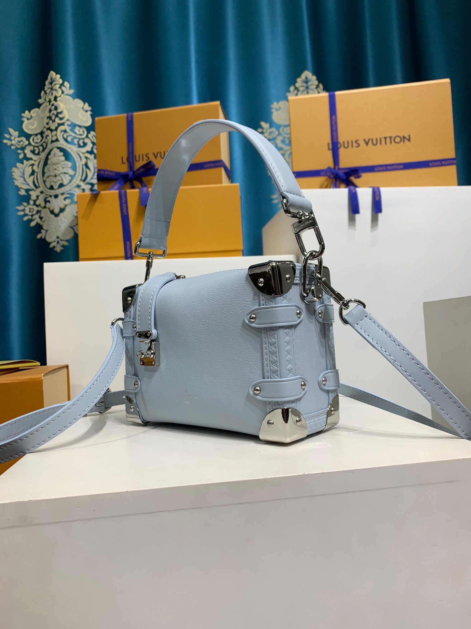 LOUIS VUITTON Side Trunk PM M25067