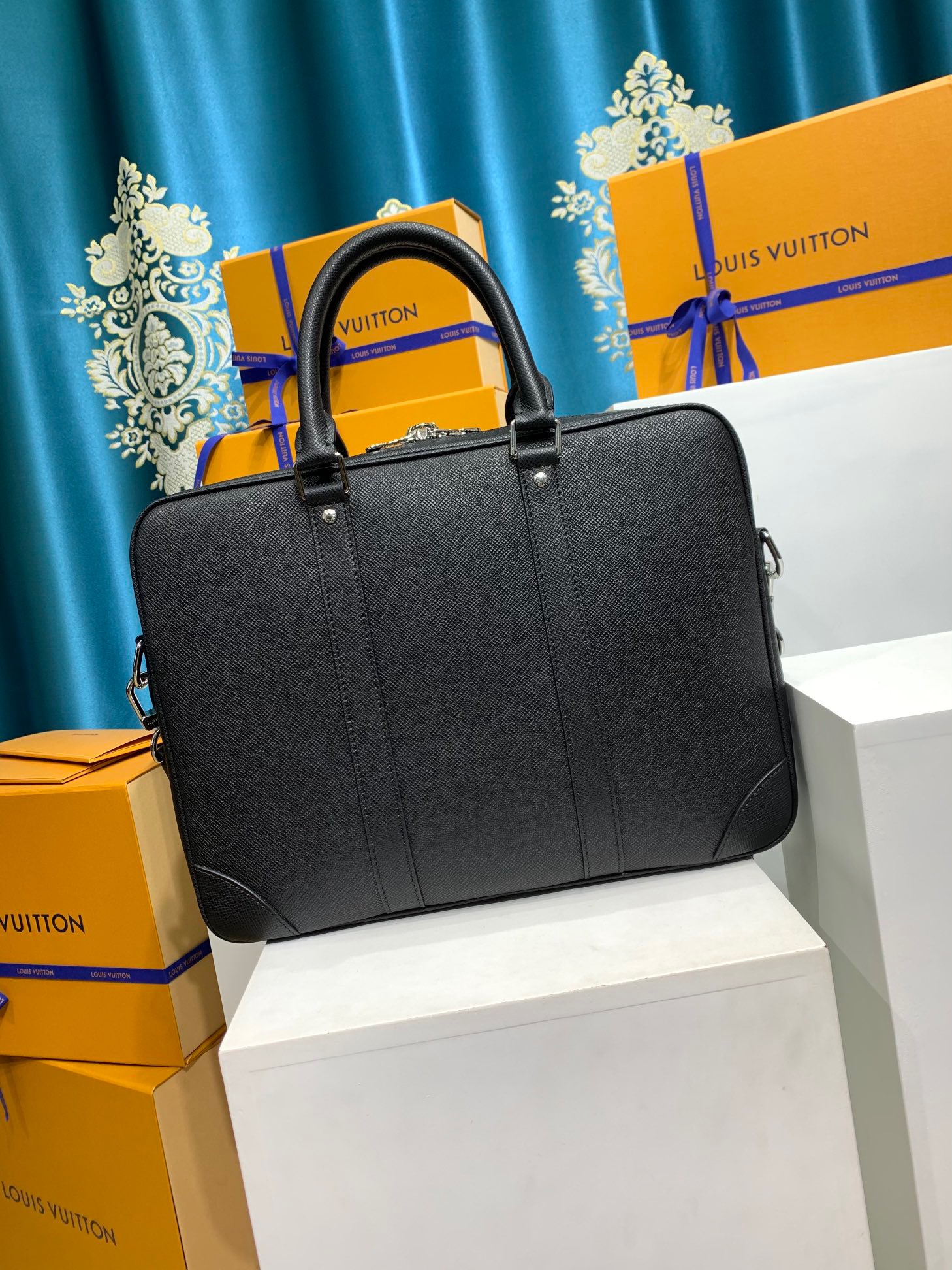 LOUIS VUITTON Porte-Documents Voyage PM M30925