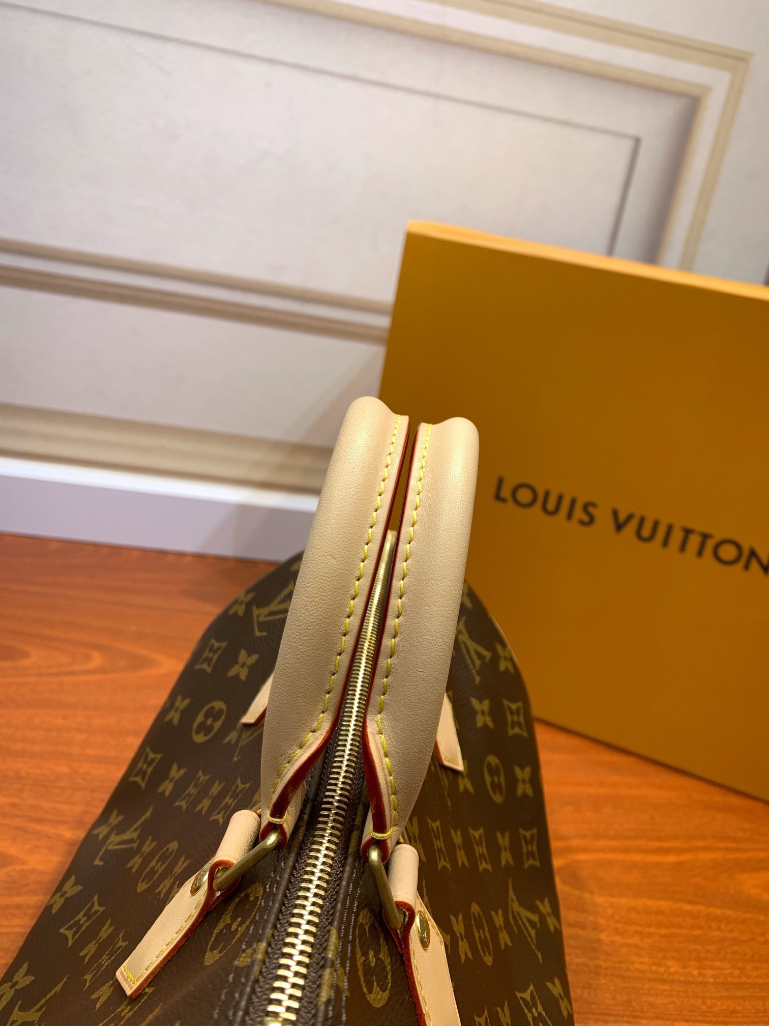 LOUIS VUITTON Speedy Bandouliere 30 Bag M46980