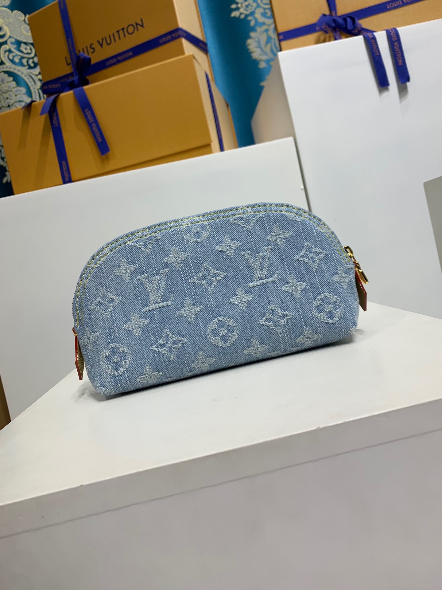 LOUIS VUITTON M83616 Pochette Cosmetique PM