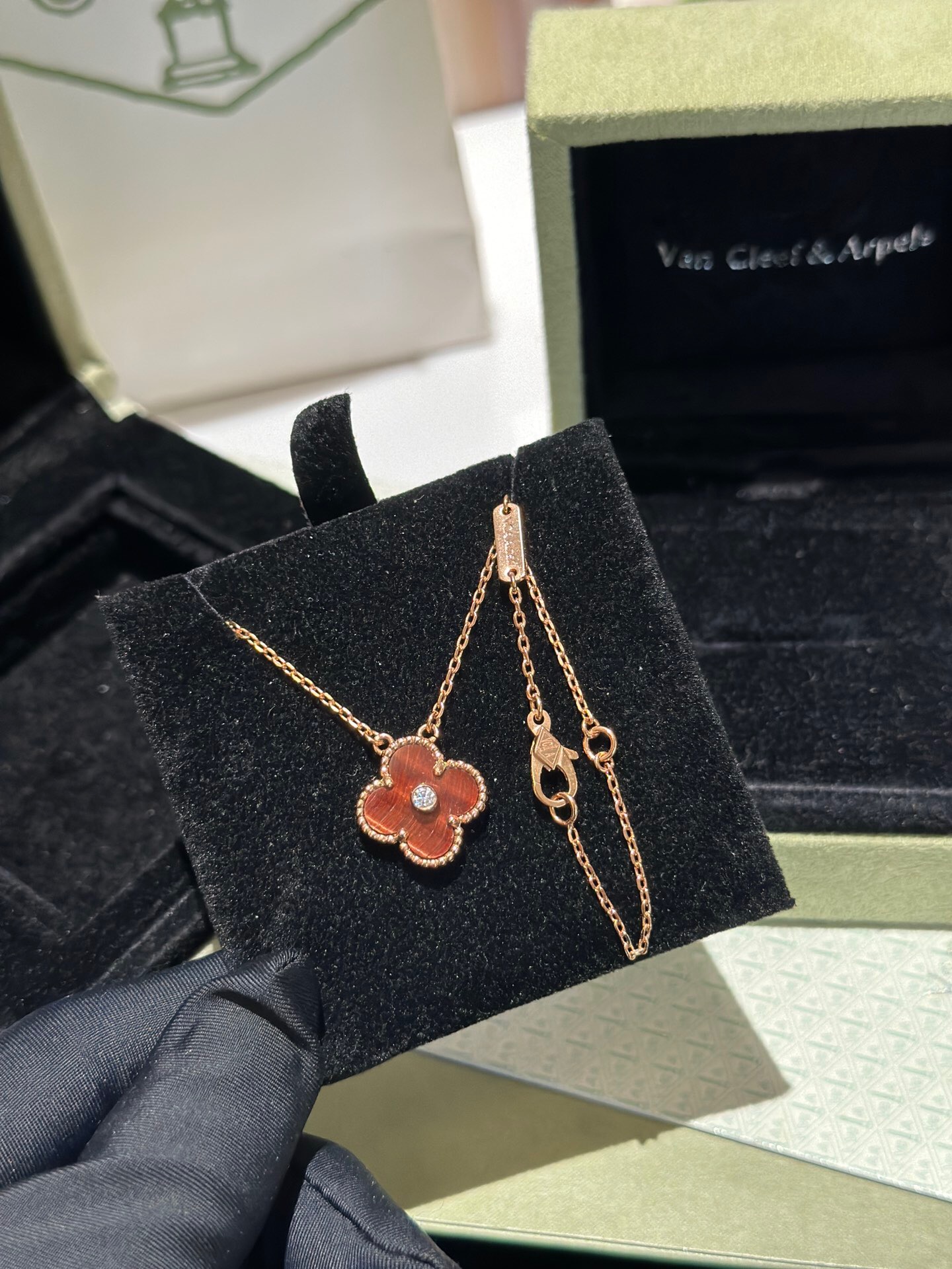 Van Cleef & Arpels Vintage Alhambra NECKLACES& PENDANTS