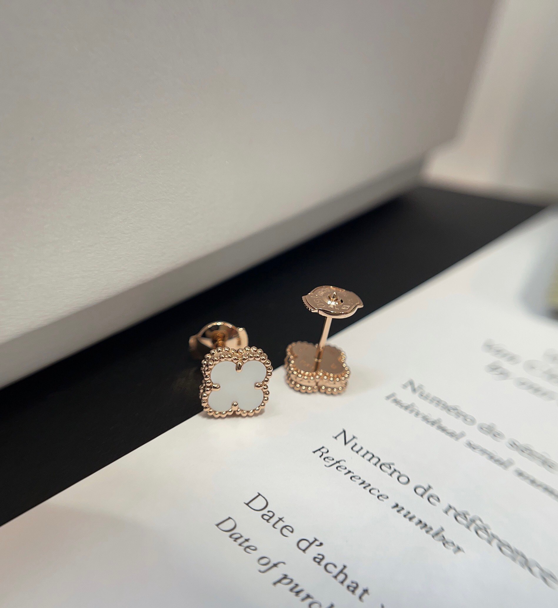 Van Cleef & Arpels Vintage Alhambra NECKLACES& PENDANTS