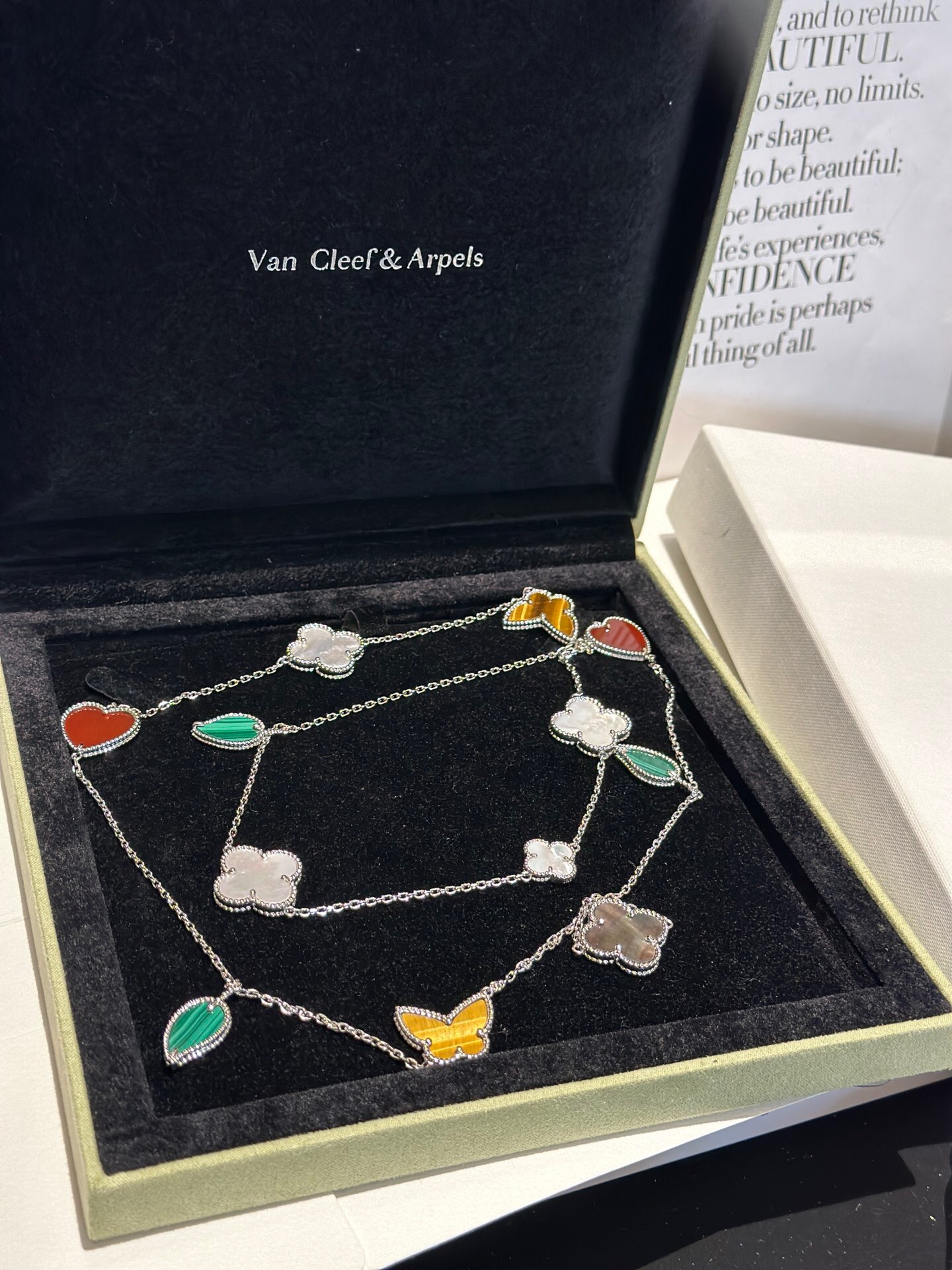 Van Cleef & Arpels Vintage Alhambra NECKLACES& PENDANTS
