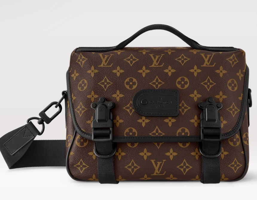 LOUIS VUITTON M46972 LV Trail Messenger Bag