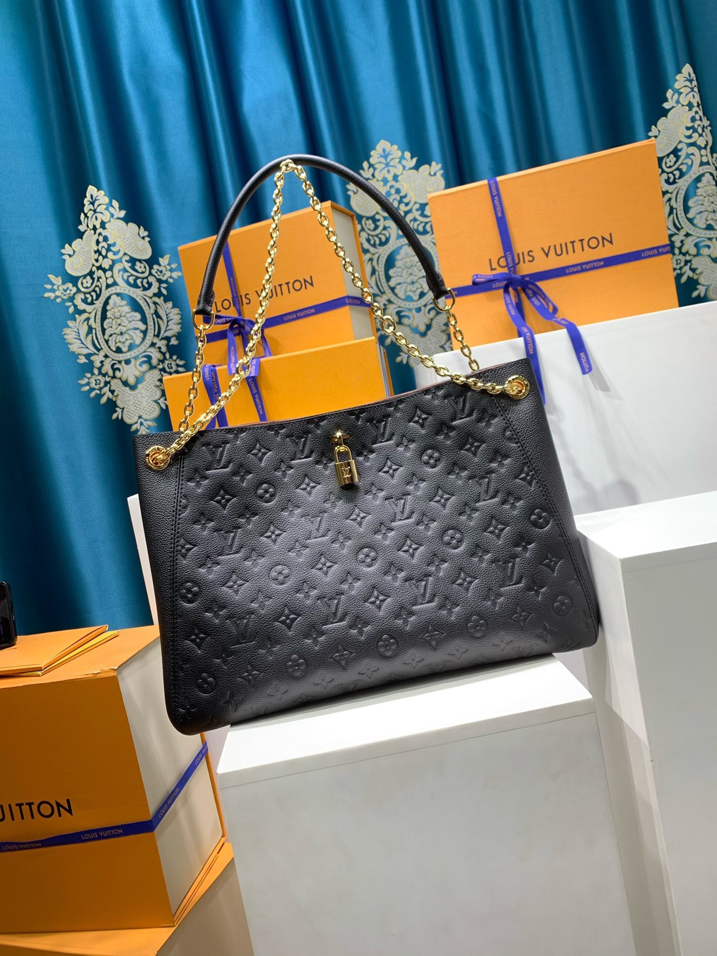 LOUIS VUITTON M14324 Anytime MM Bag