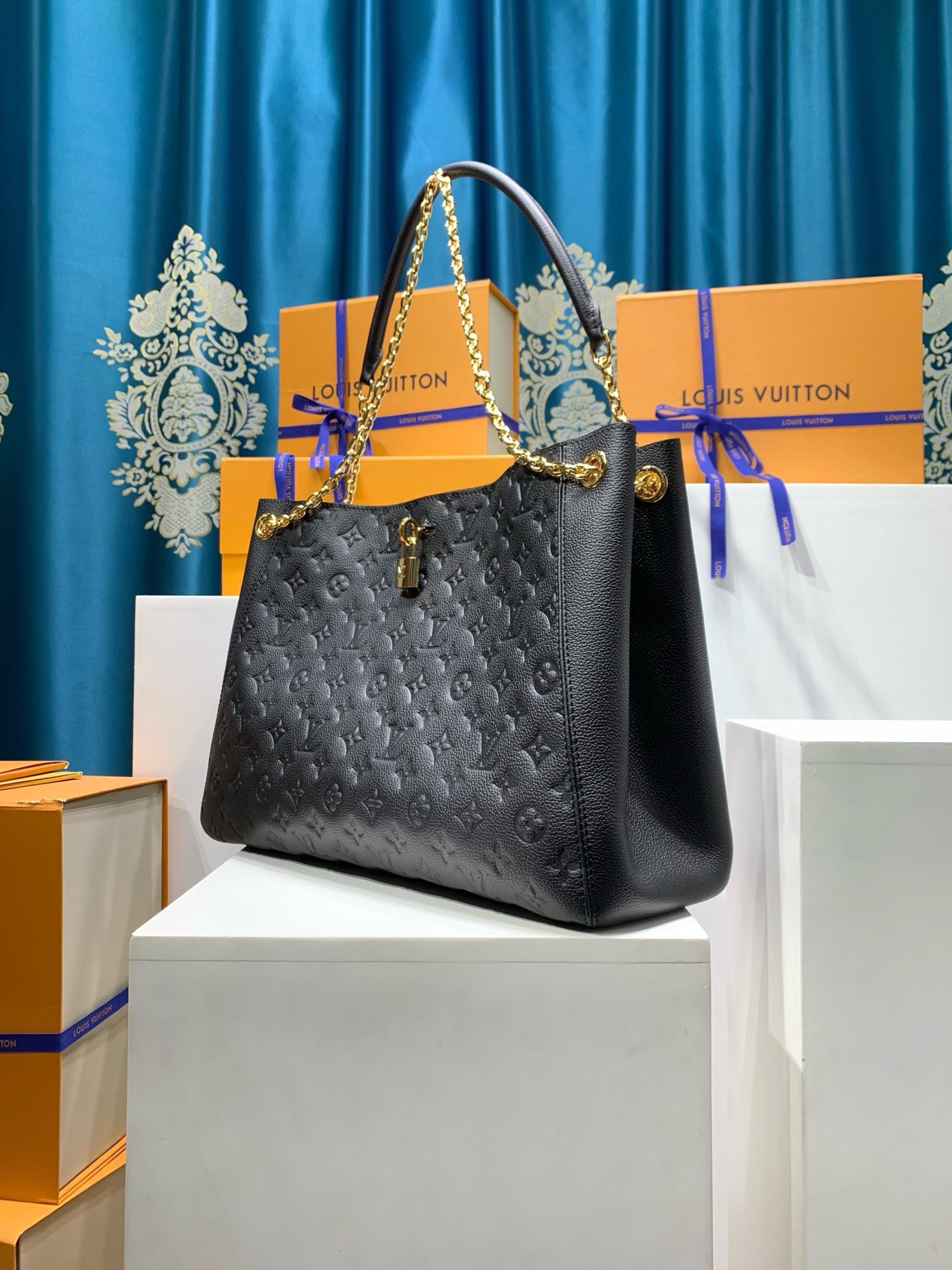 LOUIS VUITTON M14324 Anytime MM Bag