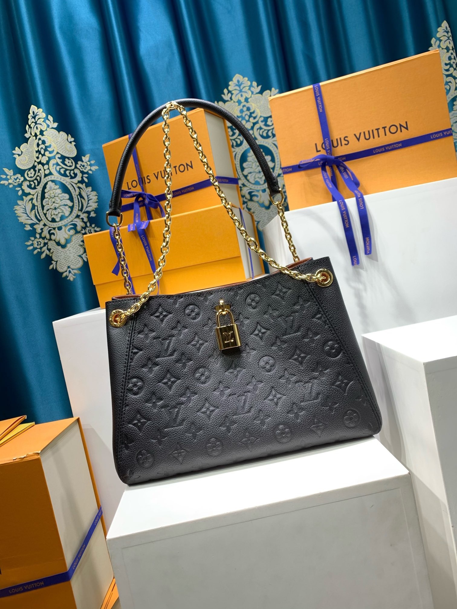 LOUIS VUITTON Anytime Bag PM M14414 M14659