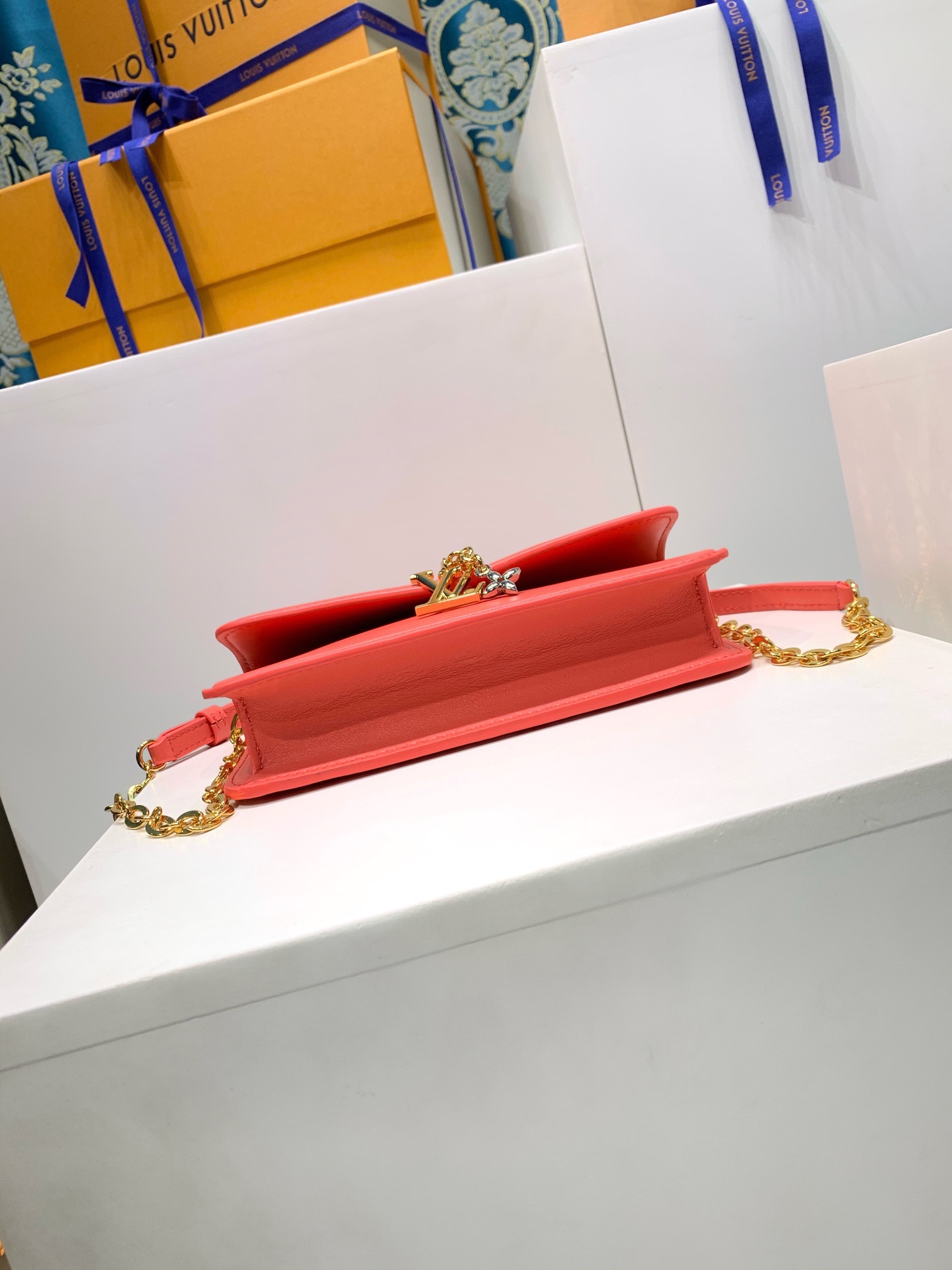 LOUIS VUITTON Wallet On Chain Bloom M14548