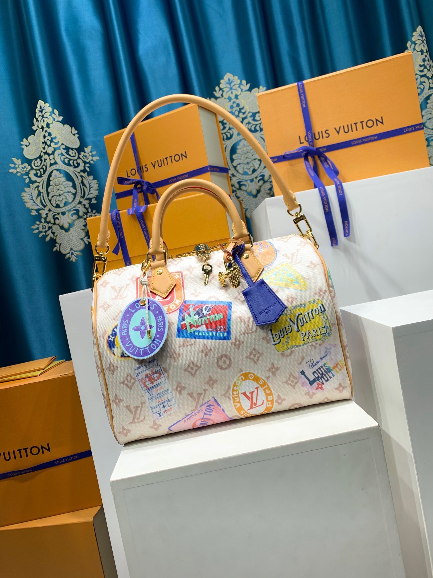 LOUIS VUITTON M14587 Speedy Soft 30 Bag