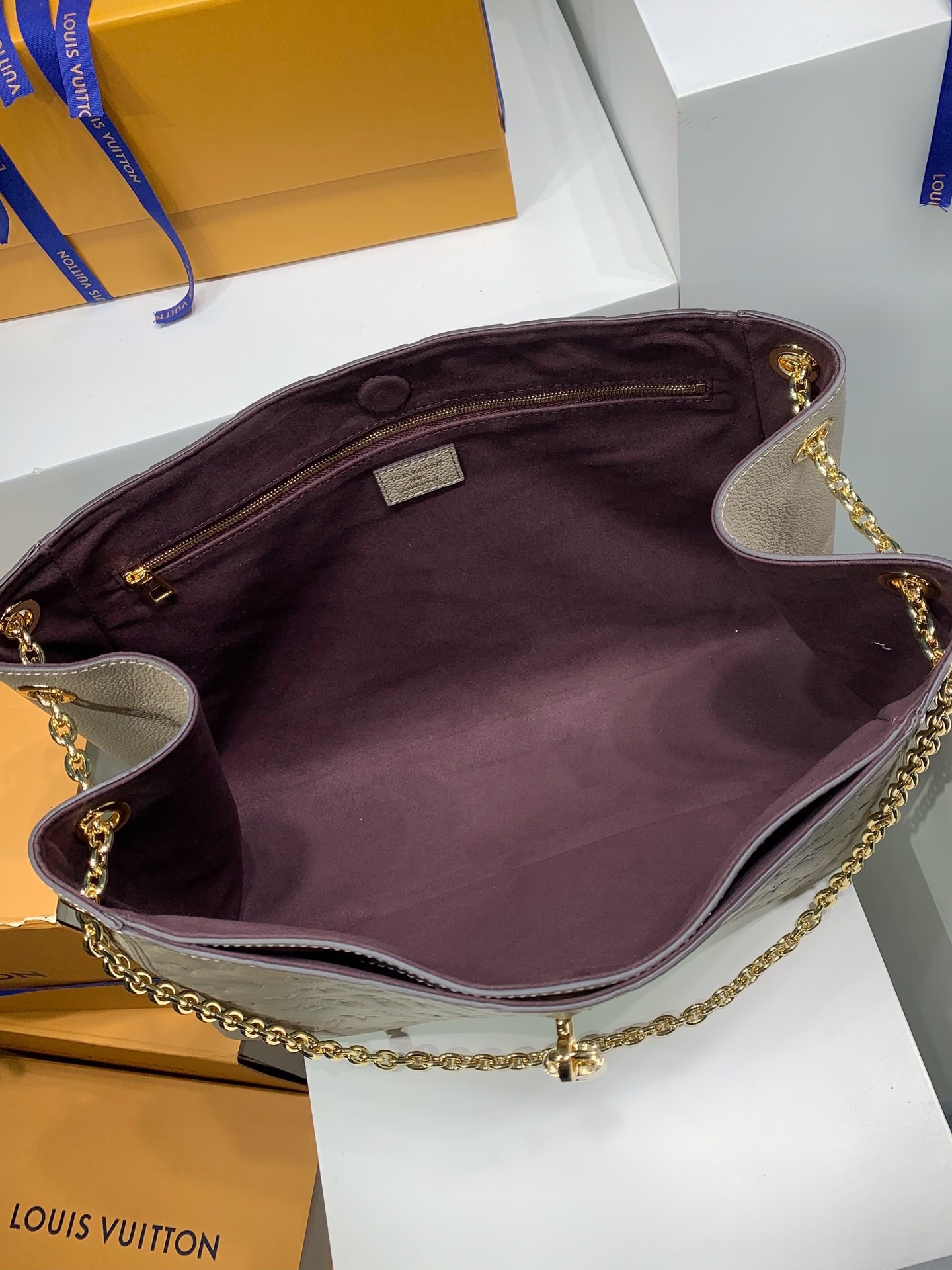 LOUIS VUITTON Anytime MM Bag M14658