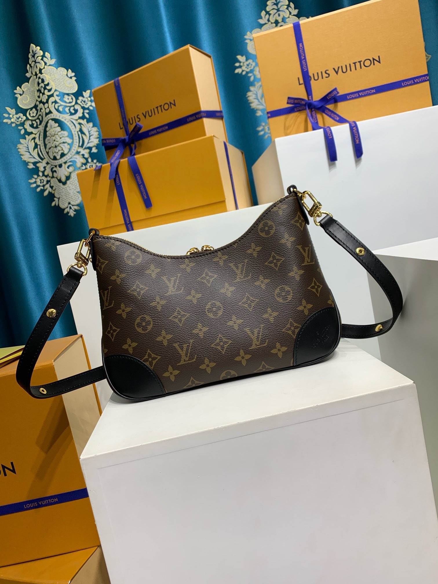 LOUIS VUITTON M45831 Boulogne PM