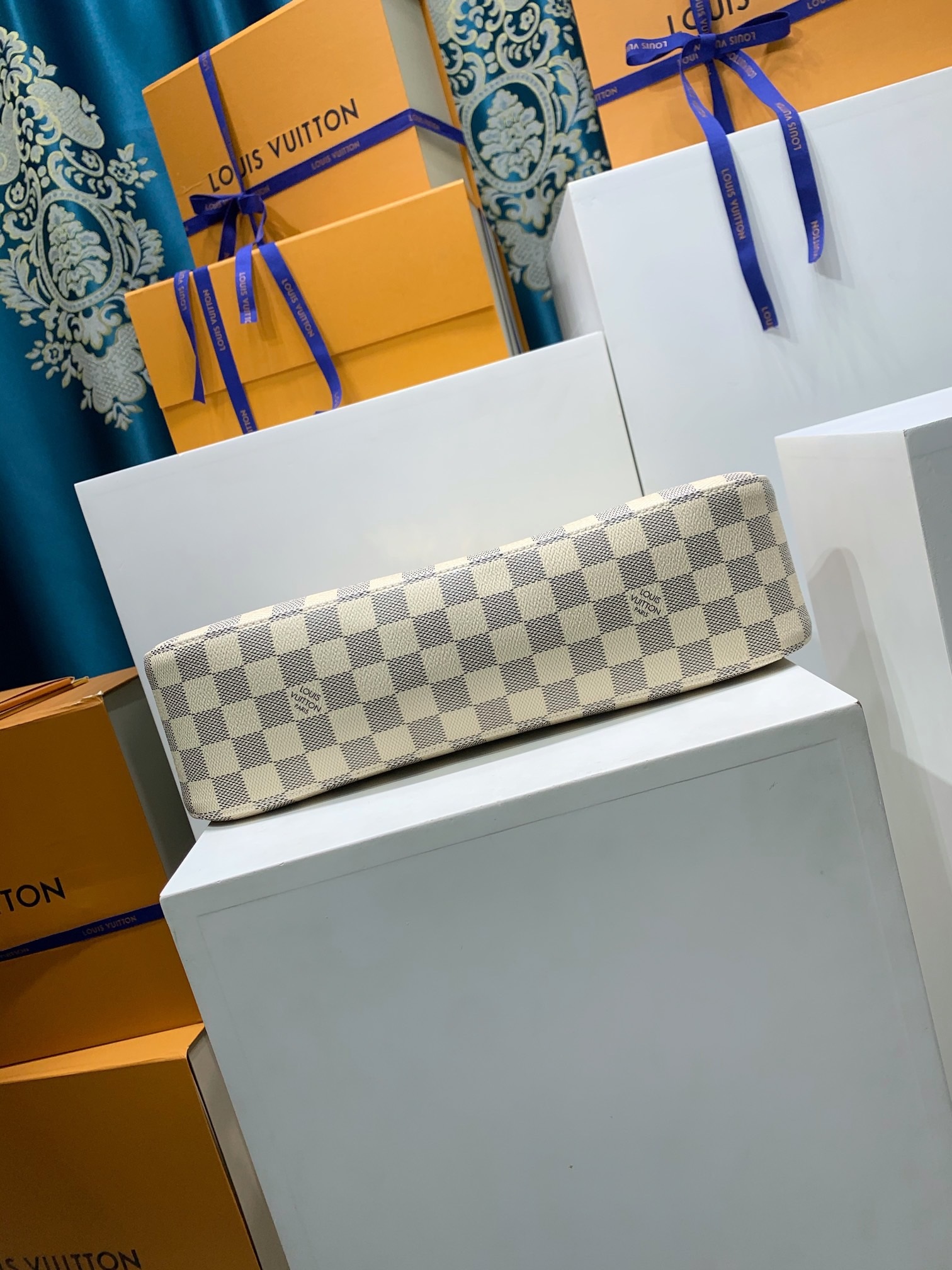 LOUIS VUITTON Slouchy N00116 PM