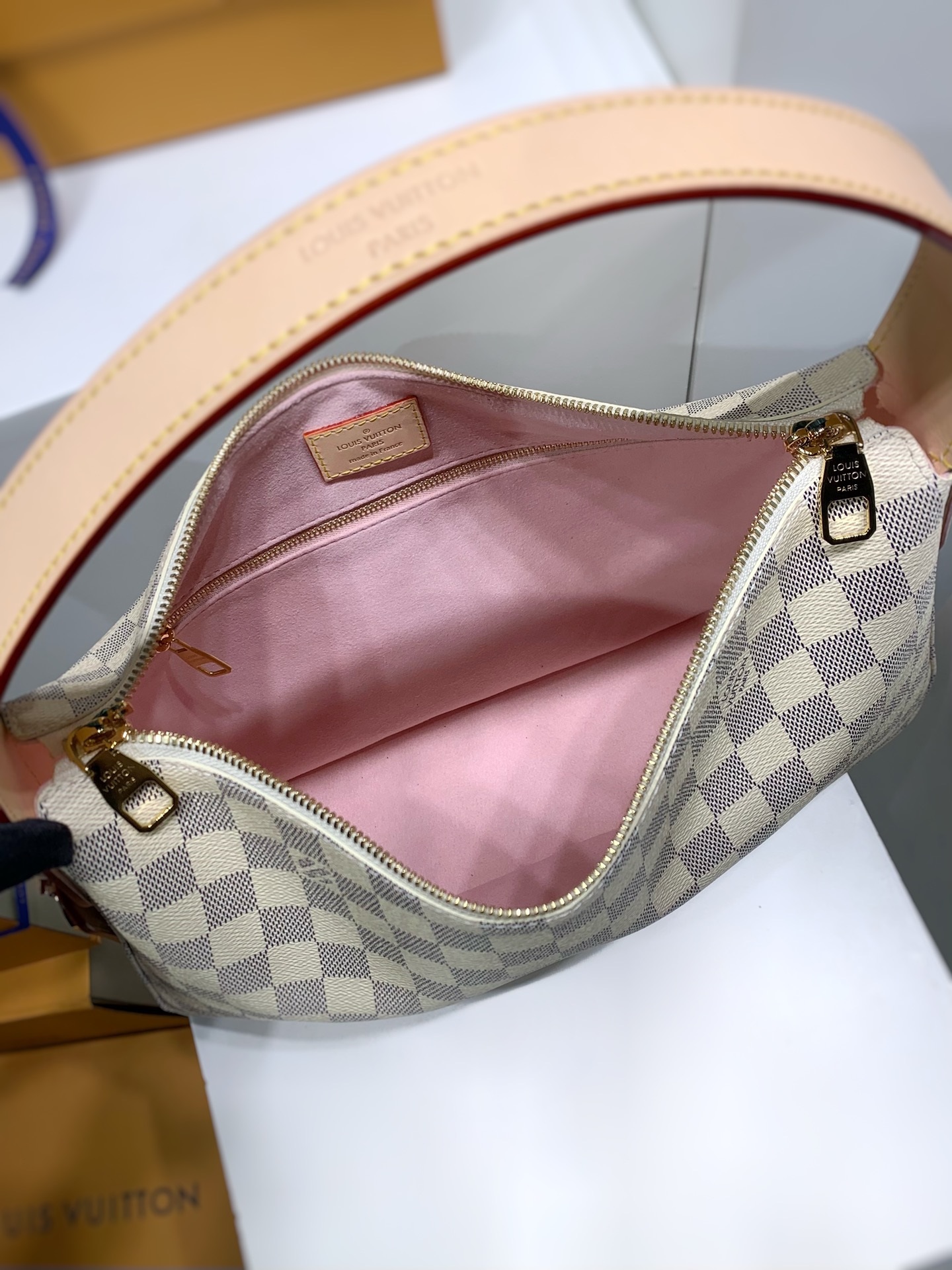 LOUIS VUITTON Slouchy N00116 PM