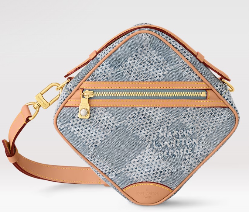 LOUIS VUITTON N40706 Chess Messenger Bag